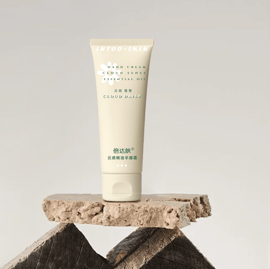 救型护手霜推荐：告别手部粗糙重拾细腻柔滑J9国际集团2026年修复干裂倒刺的急(图2)