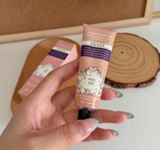 霜深度测评:女士护手霜十大权威榜单揭晓j9九游真人游戏第一平台2025年护手(图8) 霜深度测评:女士护手霜十大权威榜单揭晓j9九游真人游戏第一平台2025年护手(图8)